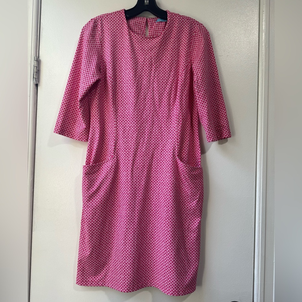 J. McLaughlin Pink and White Patterned Nylon Bland Dress Size S